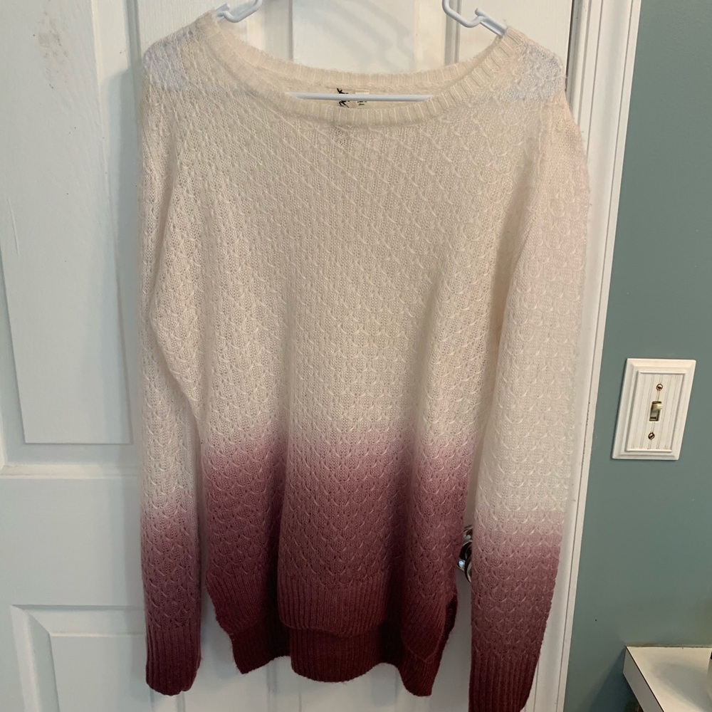 White/maroon ombré sweater